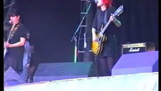 Lush - She Leaves Me Cold Live Glastonbury Festival 22.06.90