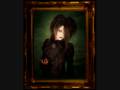 Moi Dix Mois-Monophobia 