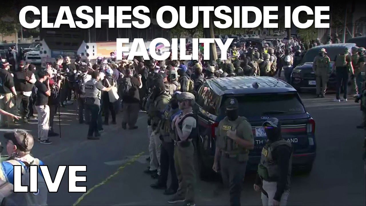 LIVE | Police-protesters clash outside ICE detention center