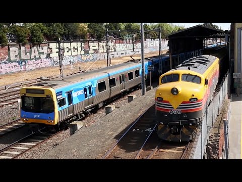 B75 Shunting the Kensington Flour Mill - October 2018