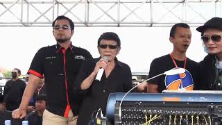 Download lagu EVERYONE WAS MADE NERVOUS BY THE KING OF DANGDUT RHOMA IRAMA DURING THE SOUND CHECK ‼️ mp3