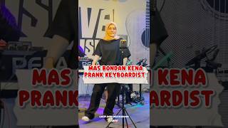 Download lagu KEYBOARDIST BIKIN RUSUH..!!!#shorts #cakepband #bandhumor #bandlucu #teraspelangi mp3