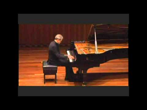 Nutcracker Pas de Deux by Tchaikovsky/Pletnev, played by Alvin Moisey