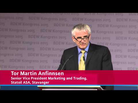 Stability in Times of Change - Prospects for Natural Gas under Carbon and Capital Constraints