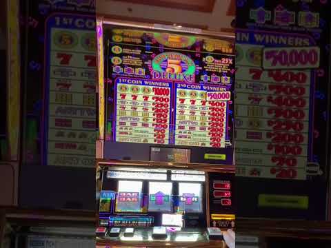 Jackpot Handpay 5 Times Pay Deluxe 3 Reel Slot