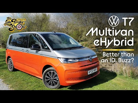 Why the new Volkswagen T7 Multivan PHEV is better than VW T6 Caravelle. Full review.