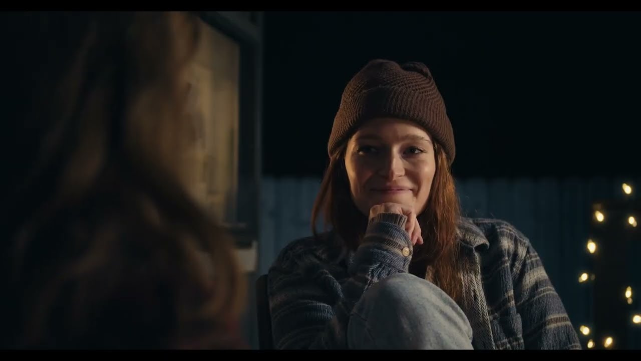 Trailer thumbnail