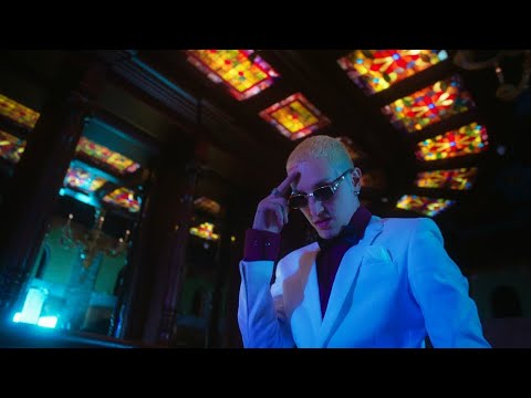 LYAN - Baby Sorry - Pain Is Love (Vídeo oficial)