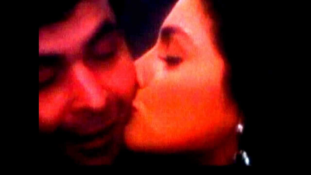 Meri Wafa Meri Dua Lyrics  | Hum Dono | Nana Patekar, Rishi Kapoor | Abhijeet Bhattacharya, Sadhana Sargam | Anand Shrivastav, Milind Shrivastav