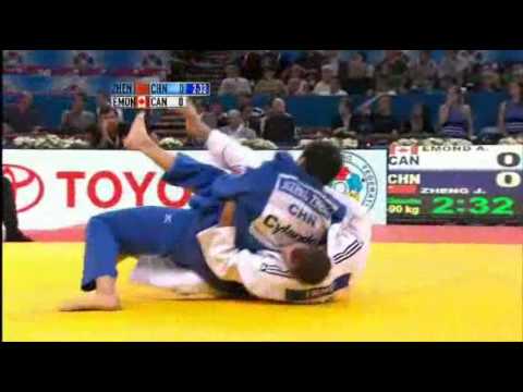 JUDO 2011 World Championships: Jizhao Zheng (CHN) - Alexandre Emond (CAN)