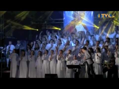 GOSPEL RAIN & CHÓR DLA JEZUSA - WSZYSTKO TOBIE ODDAĆ PRAGNĘ - X KONCERT CHWAŁY