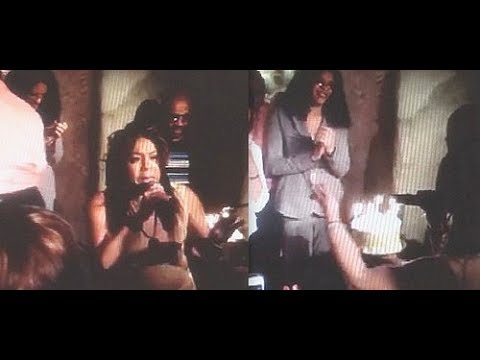 Valerie Simpson sing's Happy Birthday to Charisse Live.