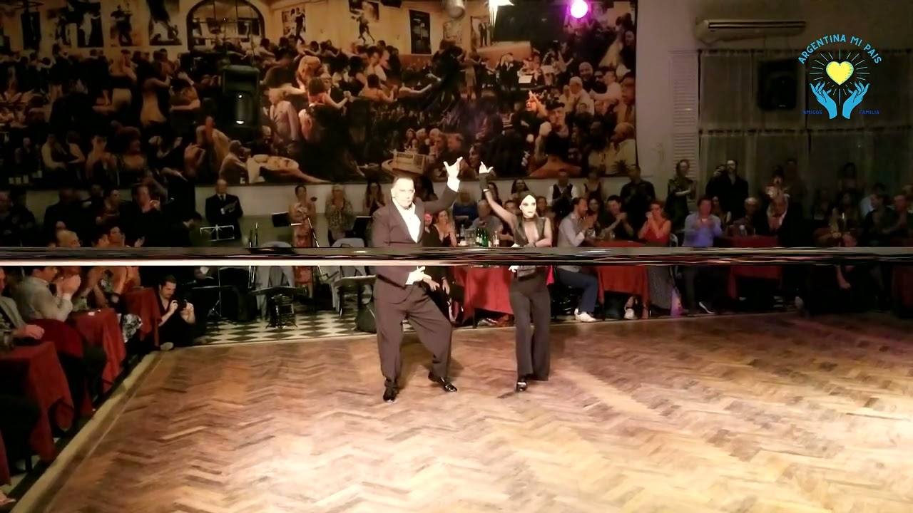 Tango performance muy particular, como pocas en el mundo, sus precursores  Mariana Flores, Eduardo C