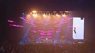 Pesado - Y Tú Por Que No (En Vivo) | Arena Monterrey 2025