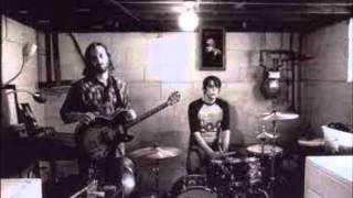 The Black keys-too afraid to love you-live at  itunes 2010-wmv-