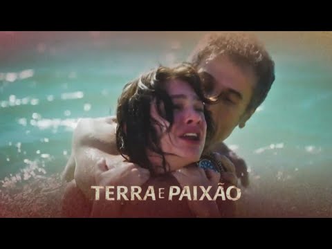 Terra e Paixão | Petra e Dirceu tentam afogar um ao outro - Petra morde o braço de Dirceu