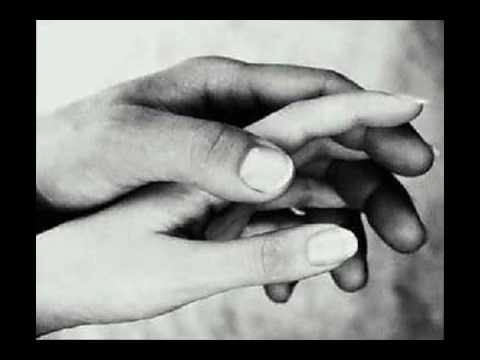 download lagu mp3 mp4 Julio Iglesias El Amor Video, download lagu Julio Iglesias El Amor Video gratis, unduh video klip Julio Iglesias El Amor Video