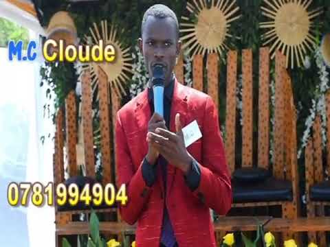 M.C Claude ataramye mu bukwe bwo mu Mutara  ku rwego rwo kumugabira inka.