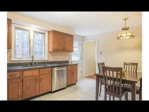 31 Oak Hill, Wayland, MA - Listed by Tanya Tanimoto