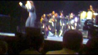 Gloria Estefan I just wanna be happy