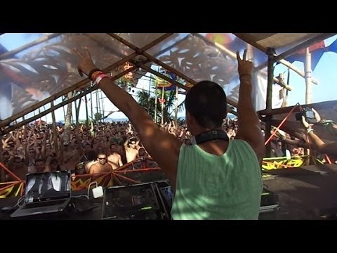 Vegas Live @ Universo Paralello Festival 2013 2014