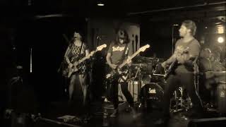 Honeychain - Swoon (Tanya Donelly Cover) Live @ Roberto&#39;s Club, Chinatown July 12, 2013 HQ