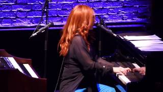 Tori Amos, Paris, 17th May, 2014: Virginia