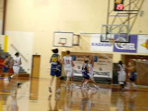 Lindsay Whalen and Evina Maltsi great end - BLC Sparta Praha - ZVVZ USK Praha