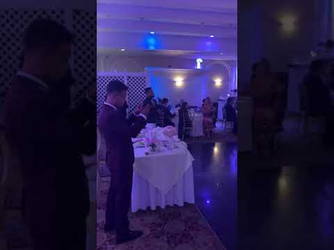 Alex Brito - Singing live at a Wedding