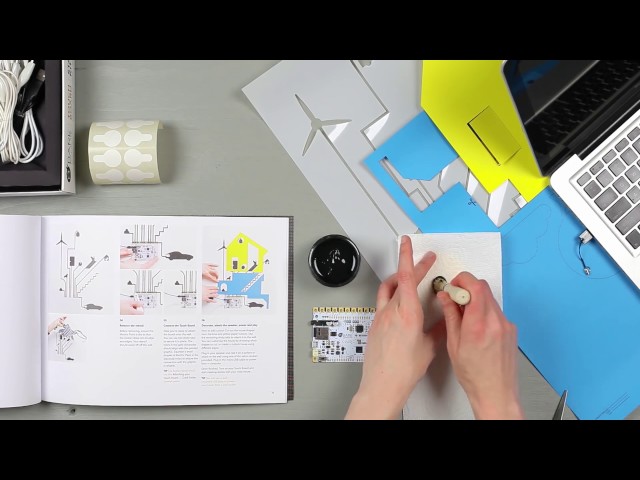 Vidéo teaser pour Touch Board Starter Kit | Connect any surface, object or space to the digital world