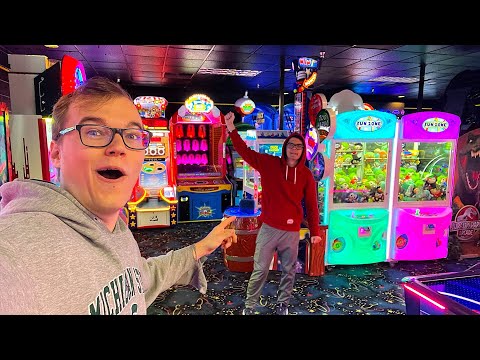 Unstoppable Claw Machine Wins at the New Arcade!