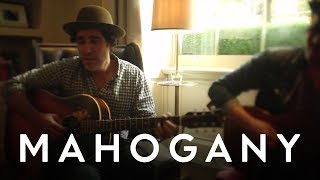 Joshua Radin - Street Light | Mahogany Session