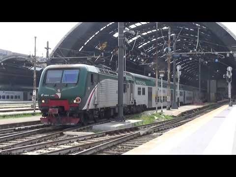 Trenitalia E 464 542 departing Milano Centrale