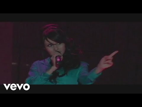 Video thumbnail for Te Quedas o Te Vas (Live)