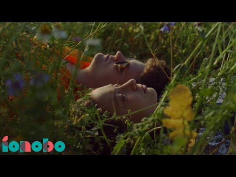 Stach Bukowski - Chwila (Official Video)