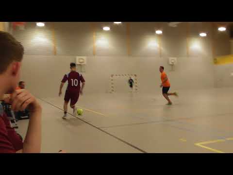 9 feb 2018 HMS 2 - Desto 1 com 6-4 Steef ertussen, sliding om Tim af te stoppen