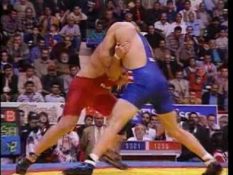 Stephen Neal vs. Andrei Shumilin