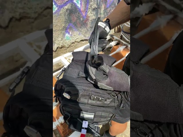 Vídeo relacionado con Looney Tunes Super Tunes-Mochila Fight FAN 2.0, Gris, 31 x 44 cm, Capacidad 24 L