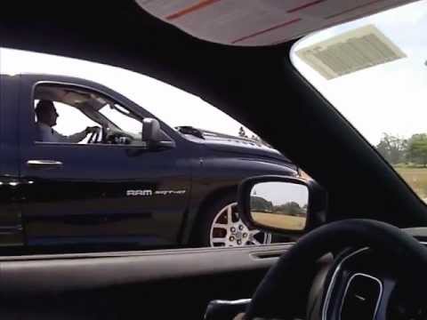 RAM SRT-10 VS Dodge Charger SRT-8