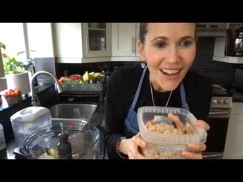 and now, a WHITE BEAN Artichoke Dip! Is it a dip? Or a hummus? 🤔