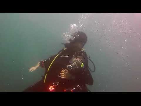 Diving Without Fins   Rescue Diver Certification