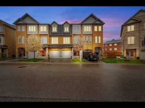 34 Magdalene Cres, Brampton