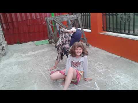 Matele încurcate pe culori.   ;))