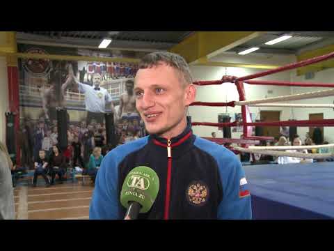 В Тюмени стали боксировать по-французски. Чемпионат УрФО по савату
