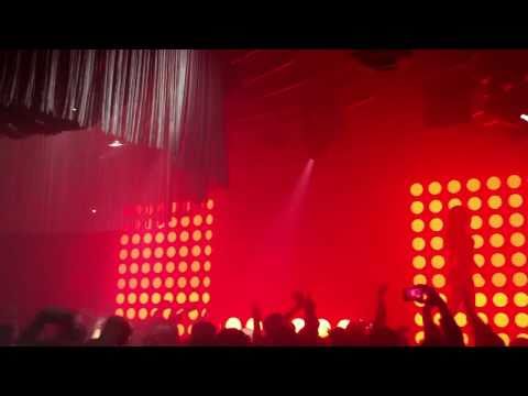 Gareth Emery Live @ Fluxx [Kernkraft 400 - Zombie Nation]