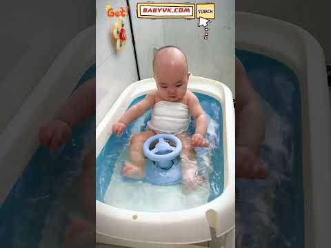 Tired of Slipping in the Tub? Try Our Anti-slip Baby Bath Seat!