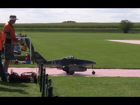 FAST AND LOW ME 262 RC TURBINE JET NAMFI 2012 SMMAC