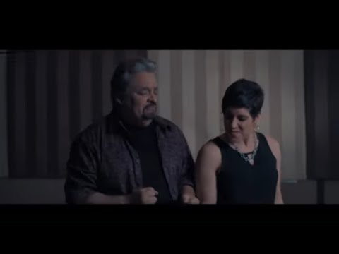 Izis La Enfermera de la Salsa & Nino Segarra - Tratando (Official Video)