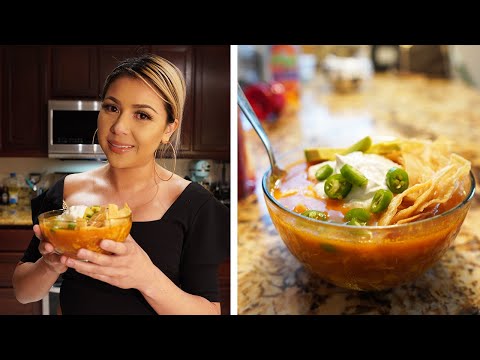 HOW TO MAKE THE BEST CHICKEN TORTILLA SOUP