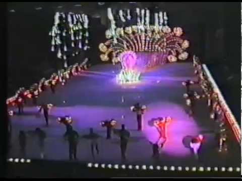 Holiday on Ice 1984 EU - Gold diggers - Strike up the band - Magical Curtain  -  by Gary Dye